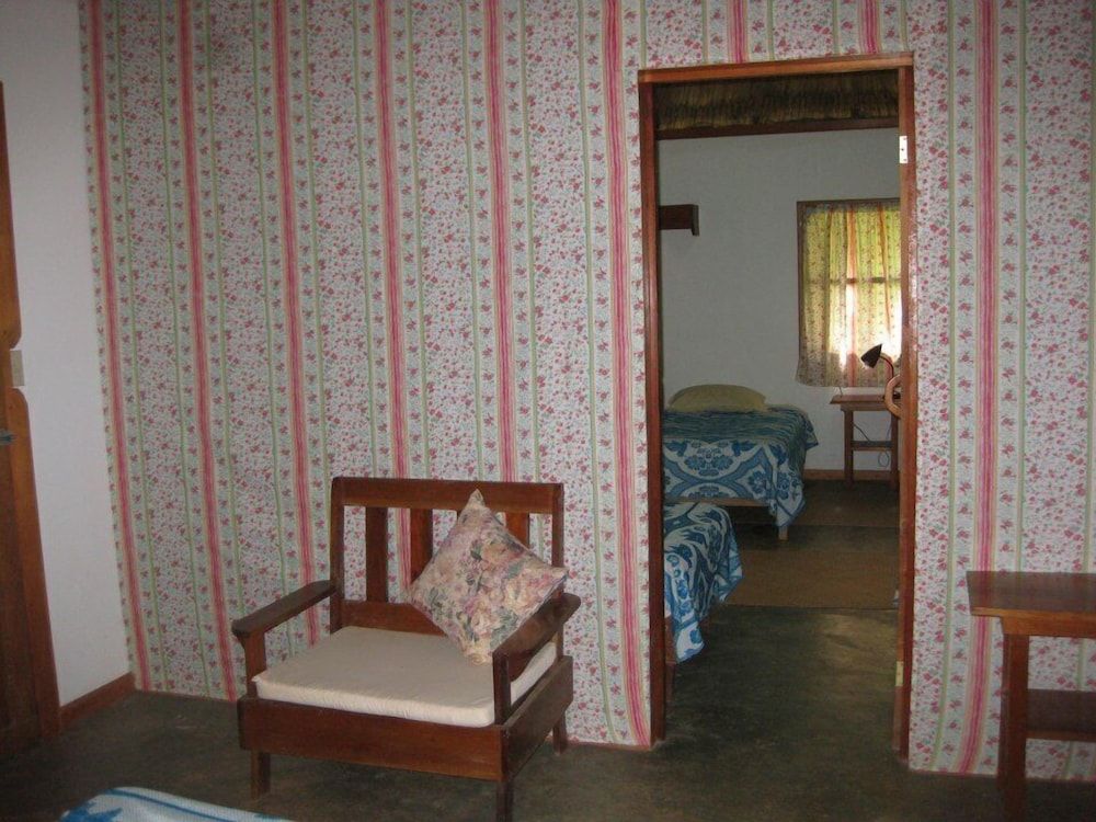 Clarissa Falls Resort 3