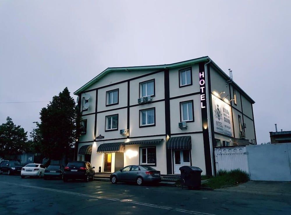Otel Apartments -1 estrellas en Kiev