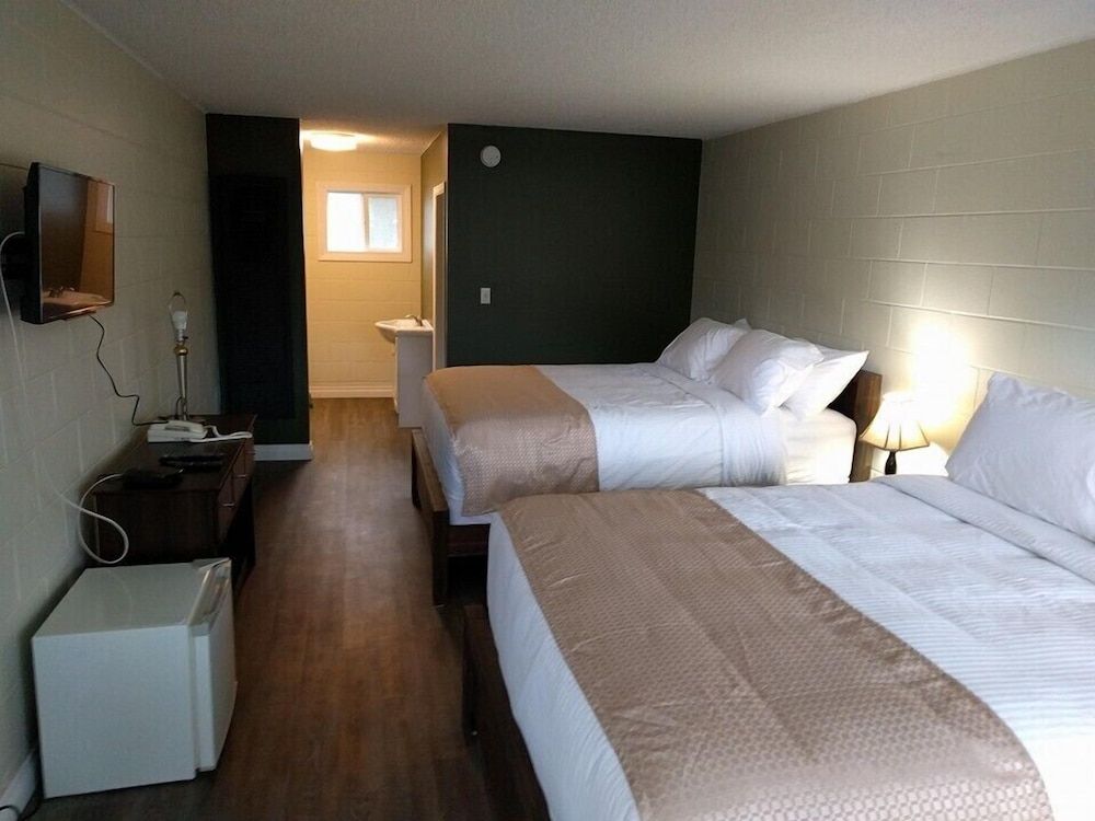 Paddock Inn 3