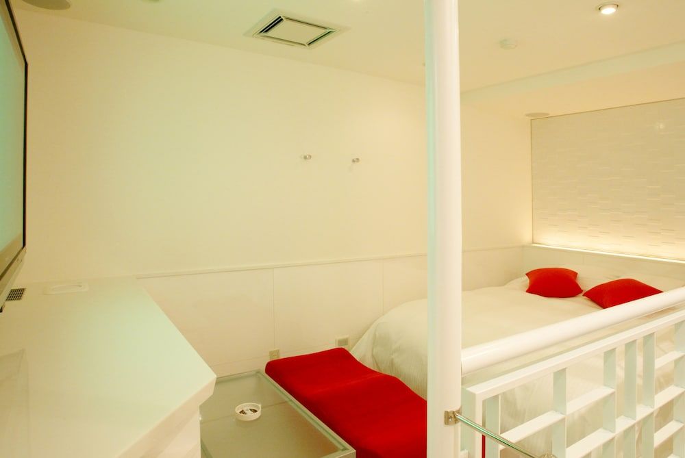 HOTEL WOO - Adults Only 3