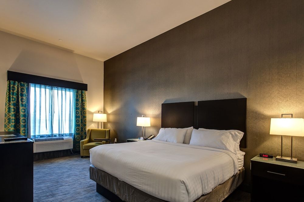 Holiday Inn Express & Suites Gatesville - N. Ft Hood by IHG 3