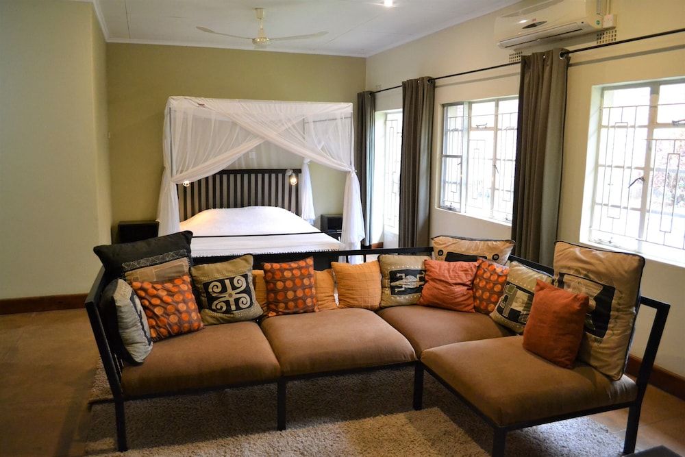 Africa House Malawi 3