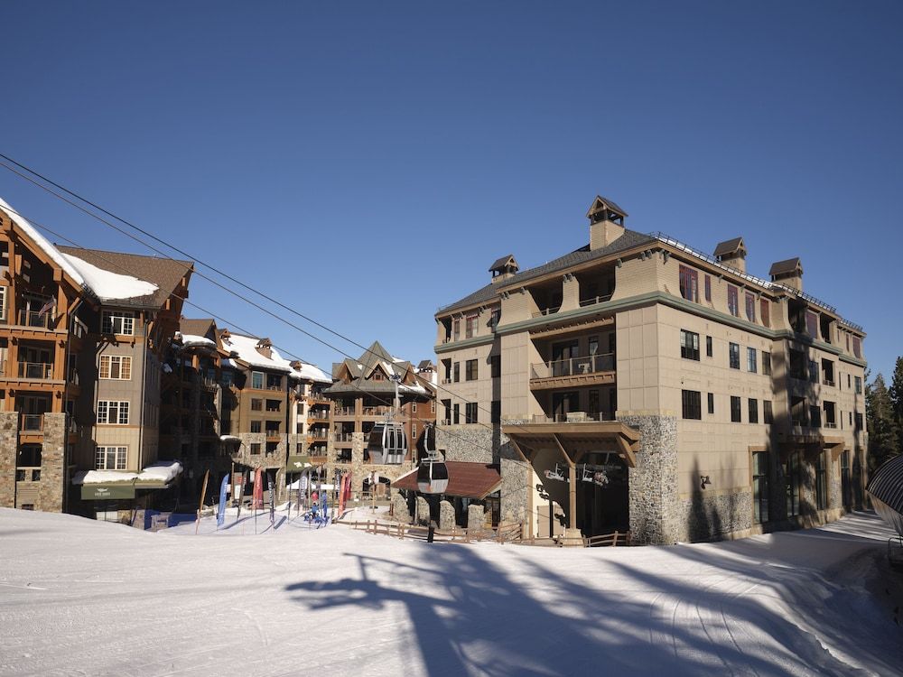 One Village Place Residences, Lake Tahoe -1 estrelas em Truckee