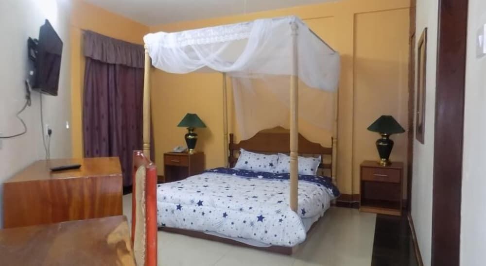 Kayegi Hotel 3