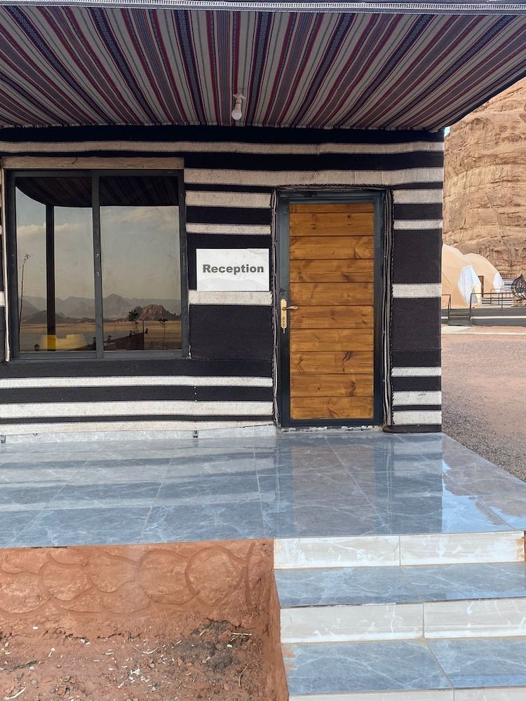 Hasan Zawaideh Luxury Camp 2 3