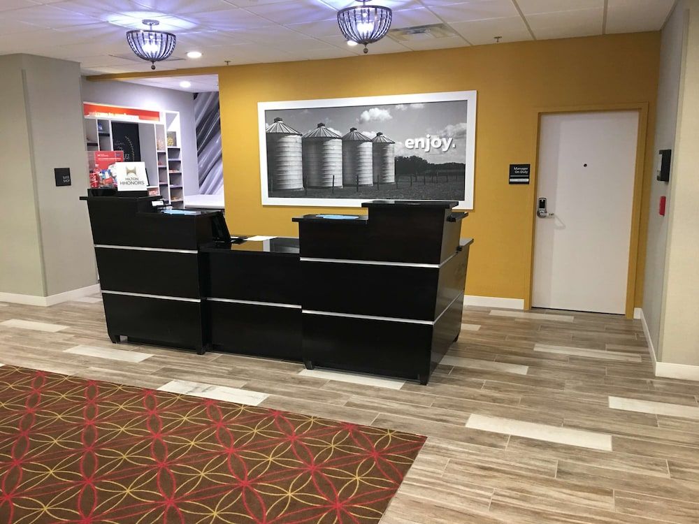 Hampton Inn McPherson 2