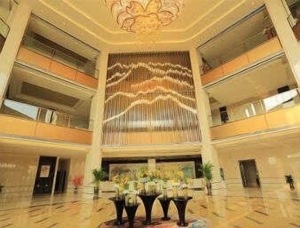 Ramada Yiyang Taojiang 3