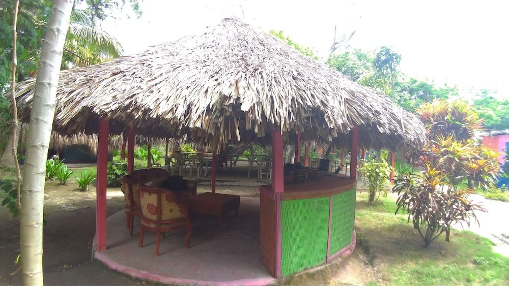 Las Palmeras 3 estrellas en Isla Grande