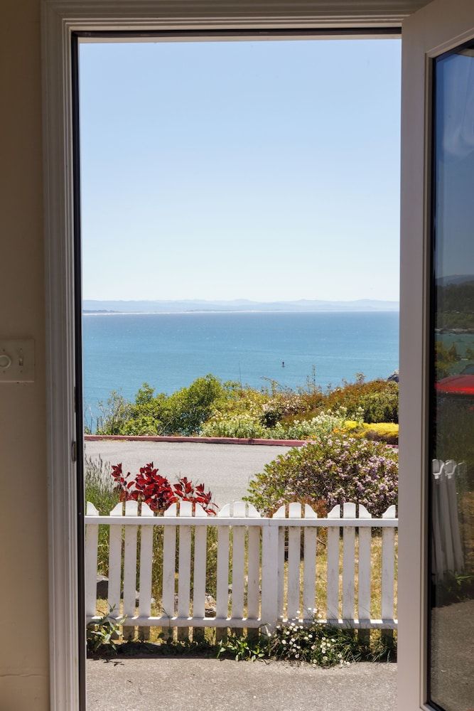 The Lookout at Trinidad Bay 2