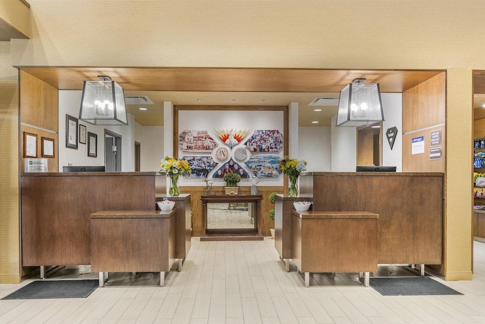 Best Western Plus Franciscan Square Inn and Suites 3