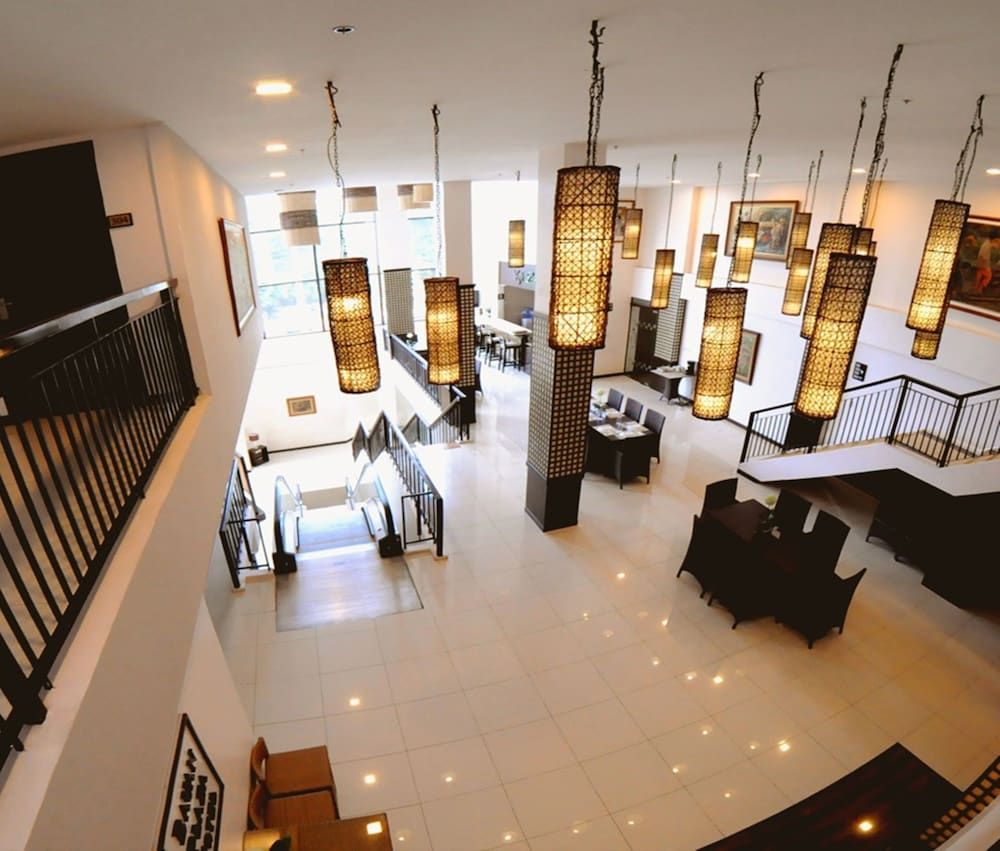 Bauan Plaza Hotel -1 estrellas en Bauan