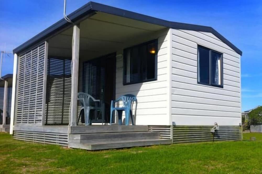 Thornton Beach Holiday Park 2