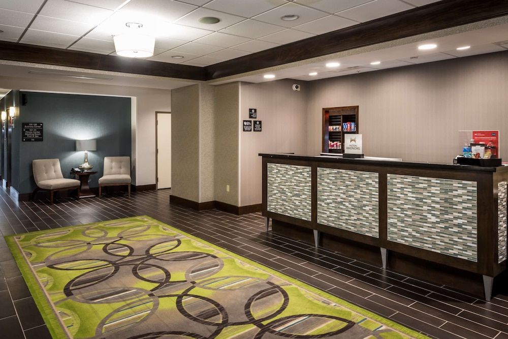 Hampton Inn & Suites Hammond 2