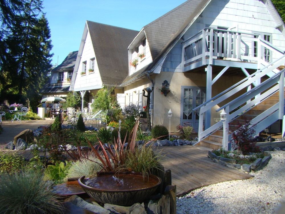 Le jardin de Saint Jean -1 estrelas em Saint-Jean-aux-Bois