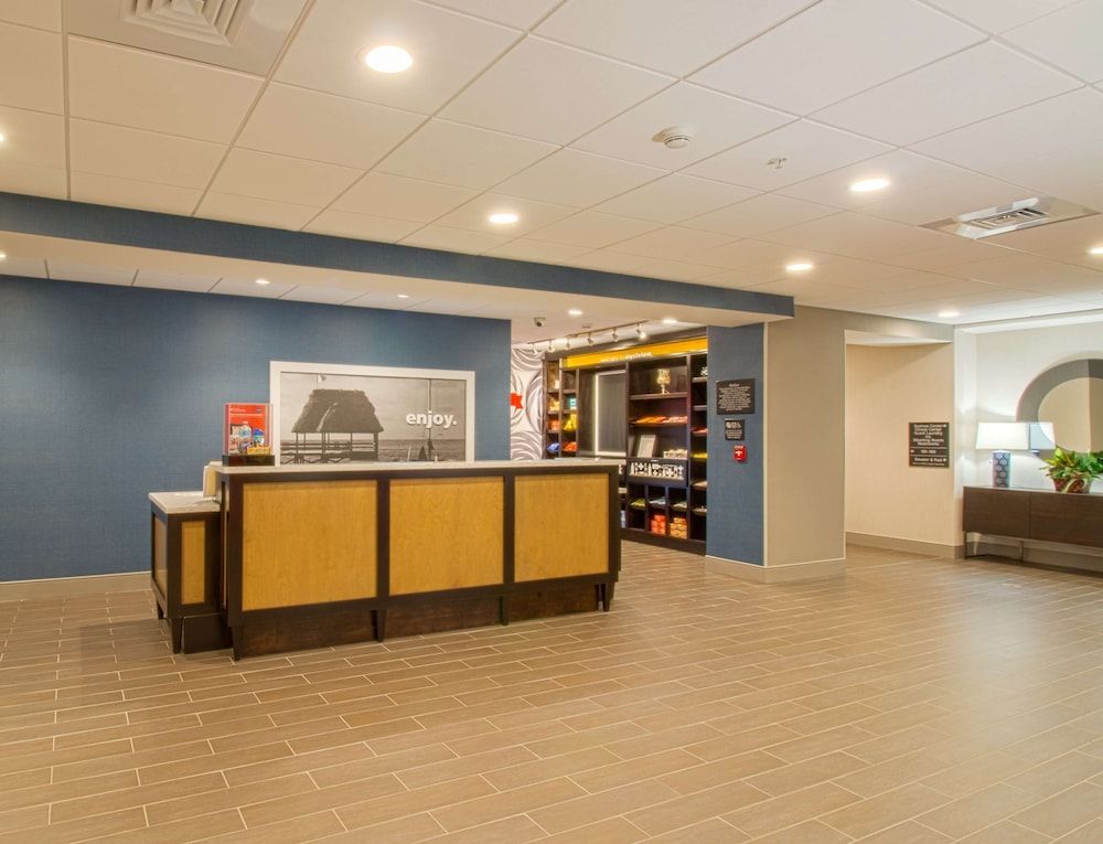 Hampton Inn Crestview South  I-10 3