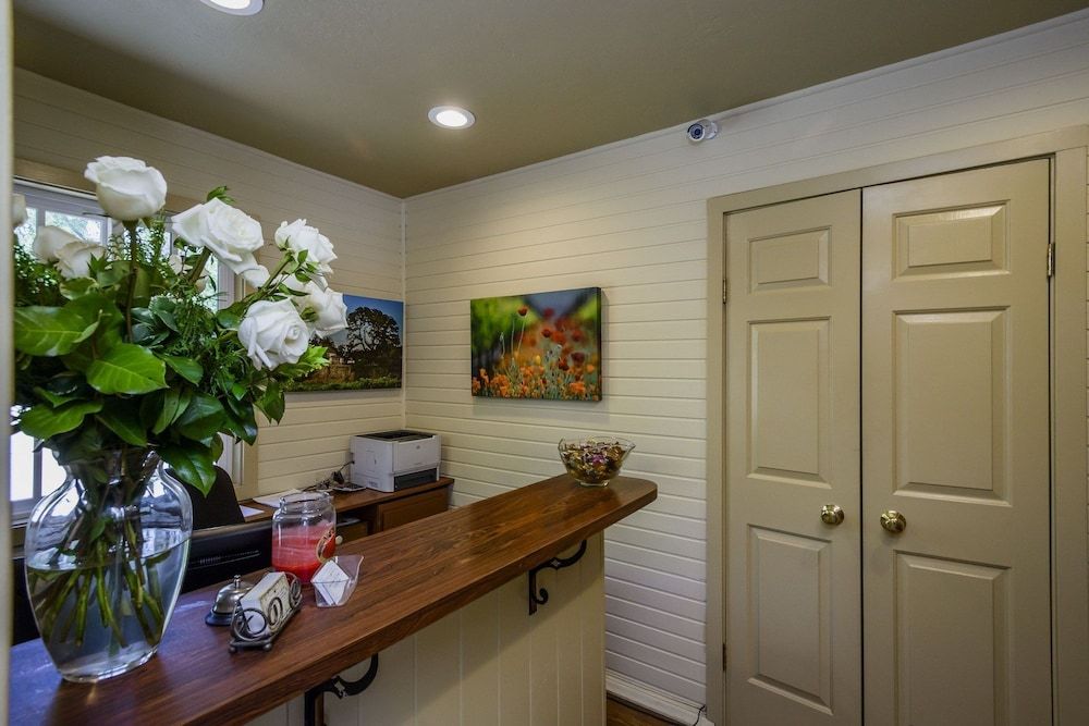 The Jack London Lodge 2