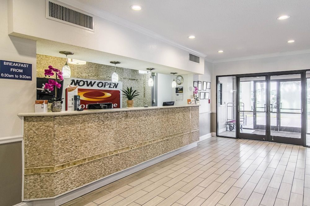 Econo Lodge Darien -1 estrellas en Darien