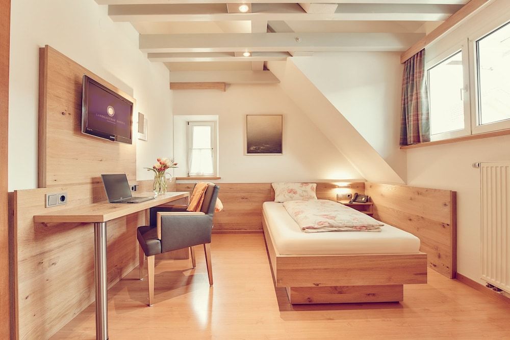 Hotel Landgasthof zur Sonne 3