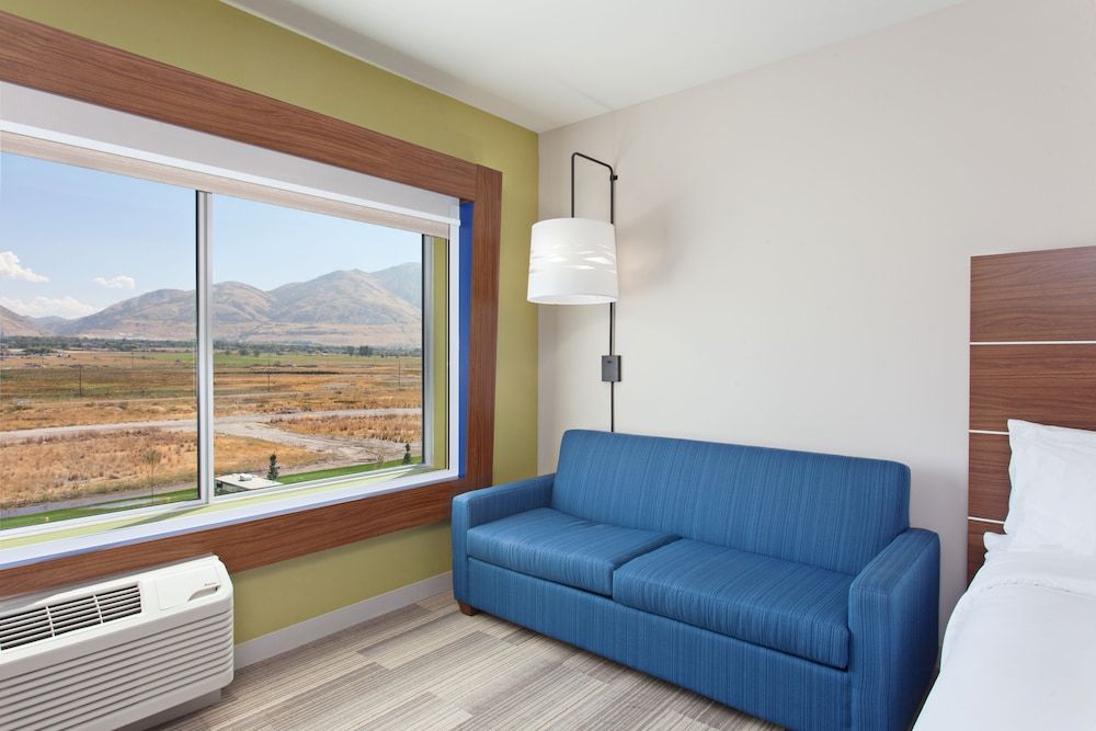 Holiday Inn Express & Suites Brigham City - North Utah by IHG 3