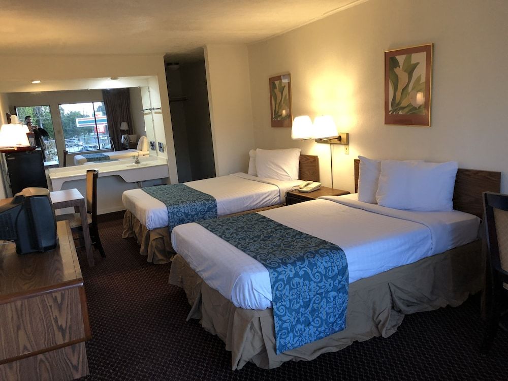 Flagship Inn -1 estrelas em Petersburg