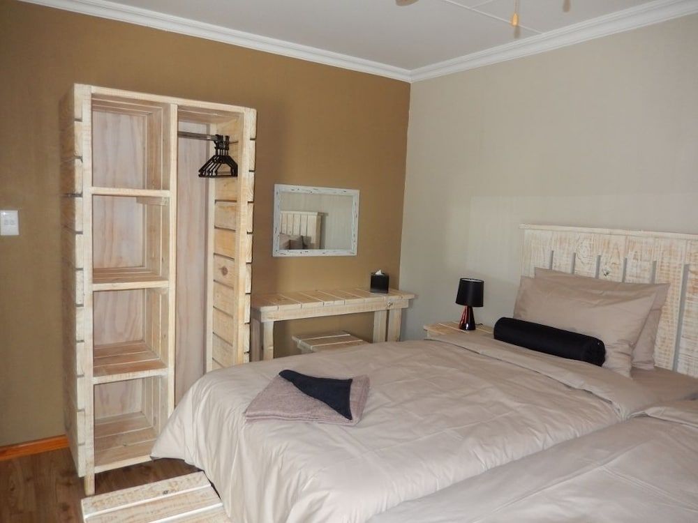 Thobolo's Bush Lodge 3
