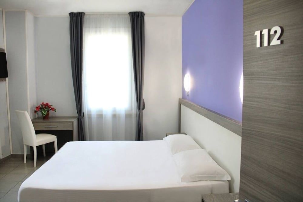 Hotel Savoia 3 estrellas en Poggio Rusco