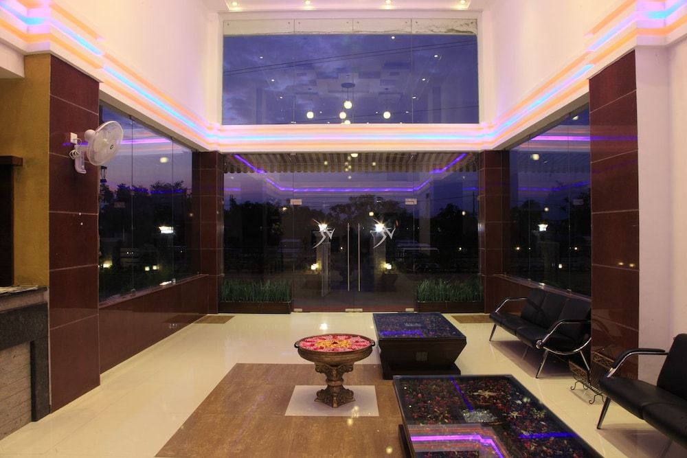 Vinay Residency 2