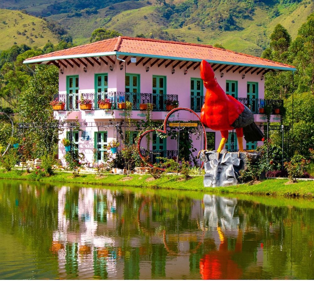 Hotel Lago Valdivia -1 estrellas en Jardín