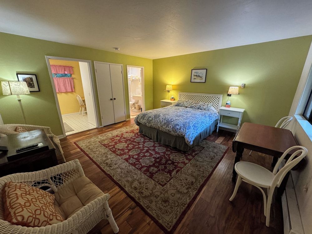 Trinidad Inn 2
