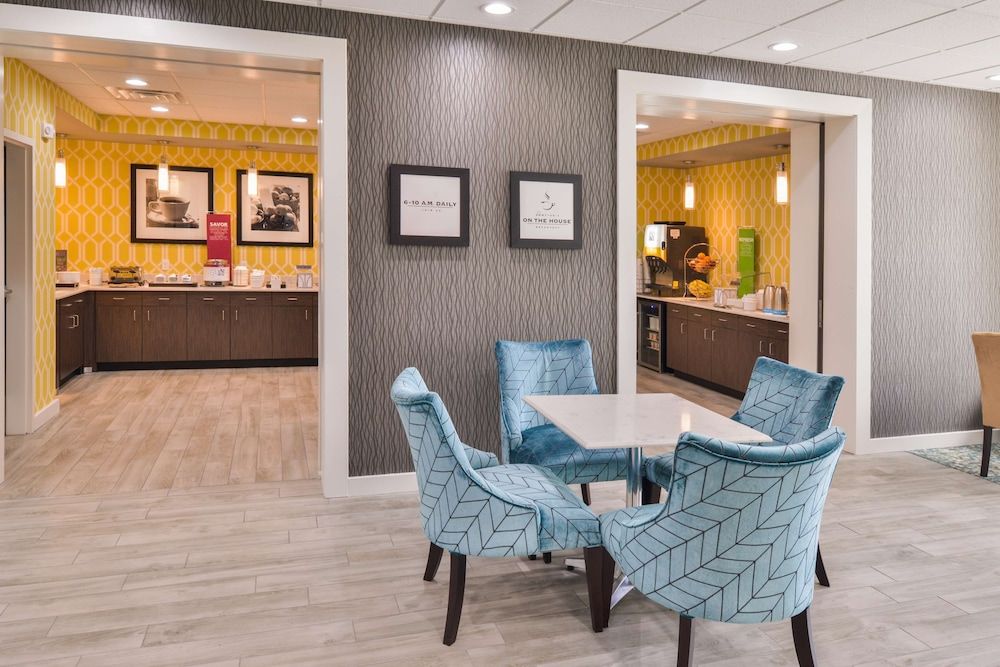 Hampton Inn Emporia 3