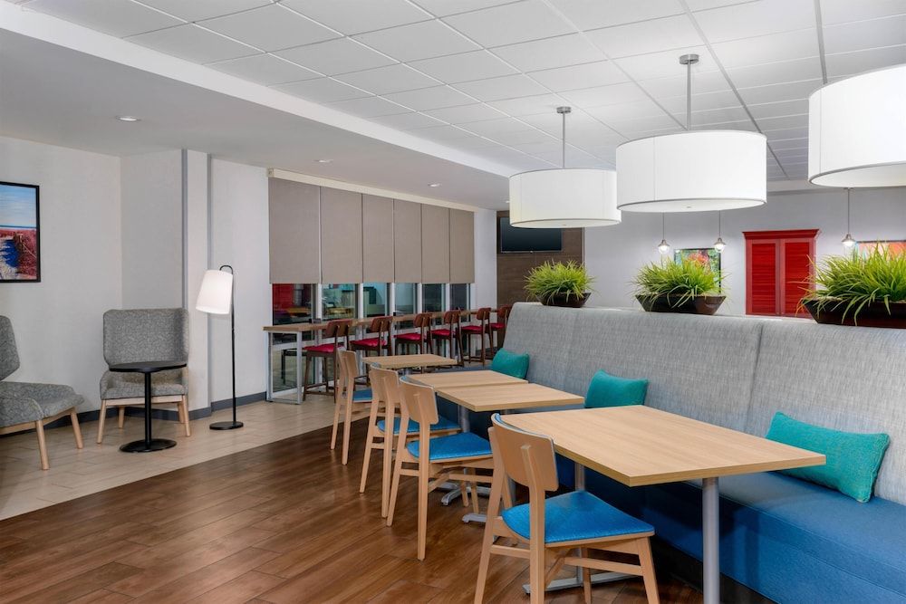Home2 Suites by Hilton Nokomis Sarasota Casey Key 3