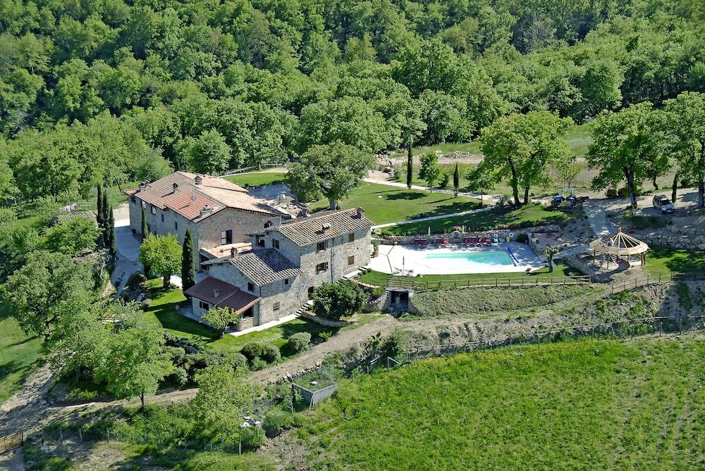 Agriturismo Vecchia Quercia -1 estrellas en Poppi