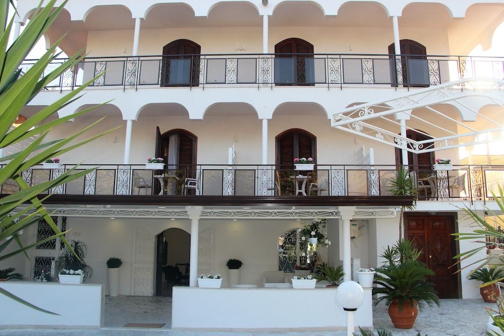 Villa Miriam -1 estrelas em Gragnano