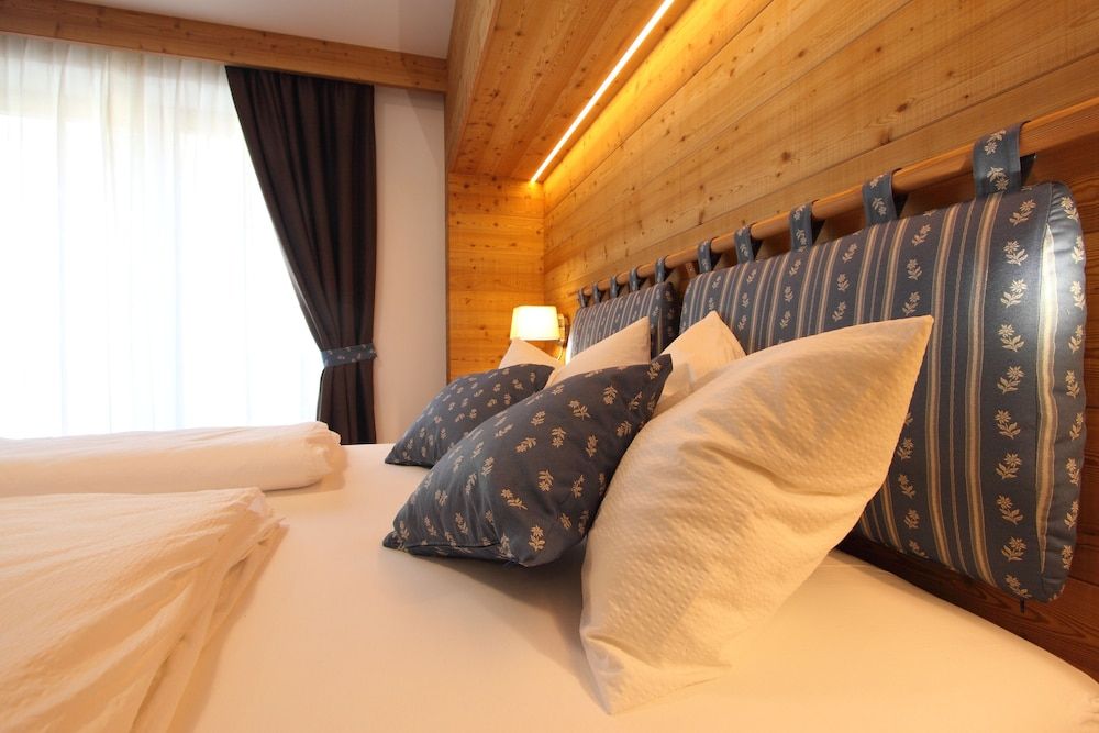 Dolomites B&B Suites and Apartments 3
