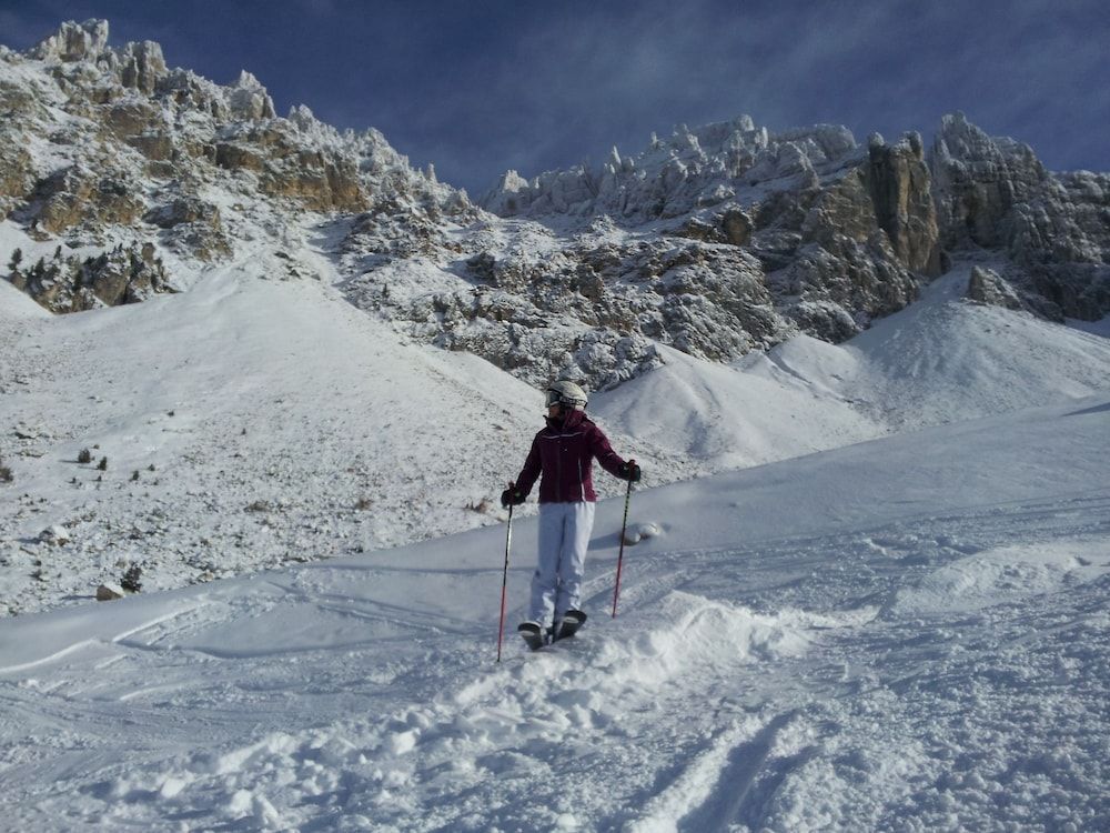 Dolomites B&B Suites and Apartments -1 estrellas en Tesero