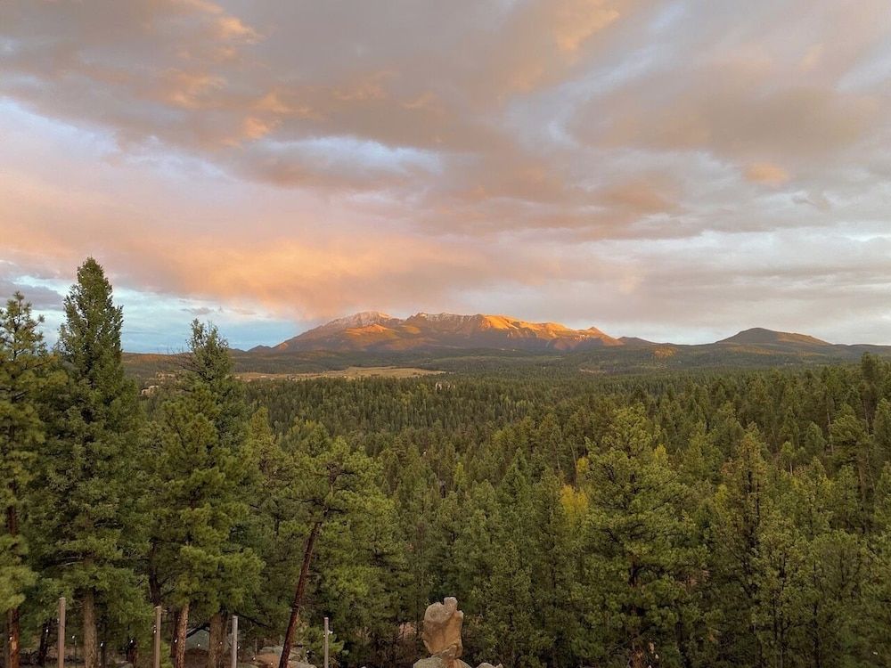 Pikes Peak Paradise Bed and Breakfast -1 estrellas en Woodland Park