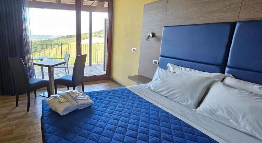 CASA CASTELLA -1 estrelas em Diano d'Alba