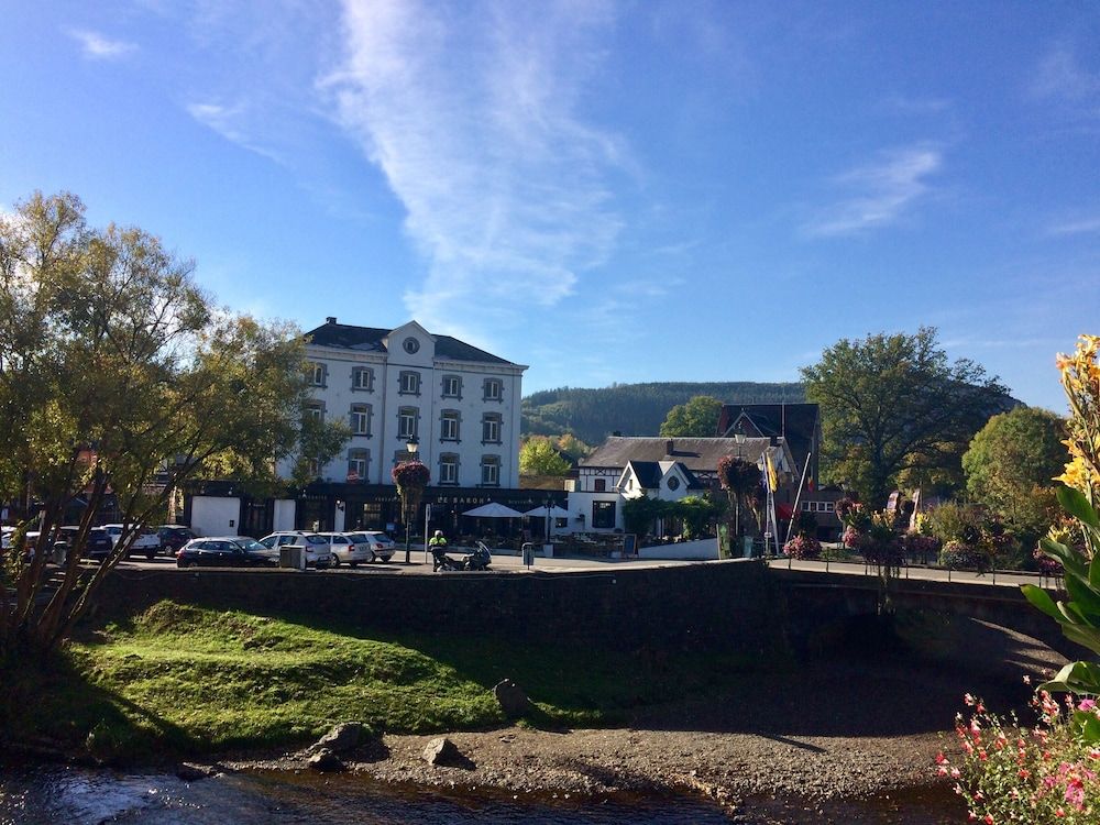Le Baron Suites & Apartments -1 estrellas en Stavelot