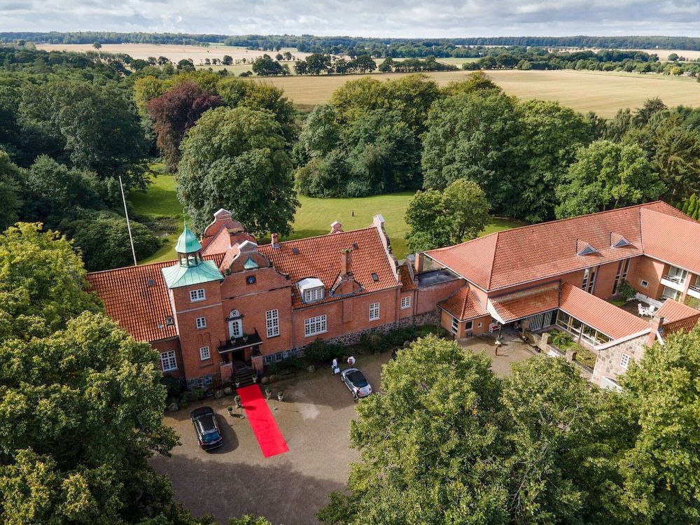 Sauntehus Slotshotel 4 estrellas en Hornbæk