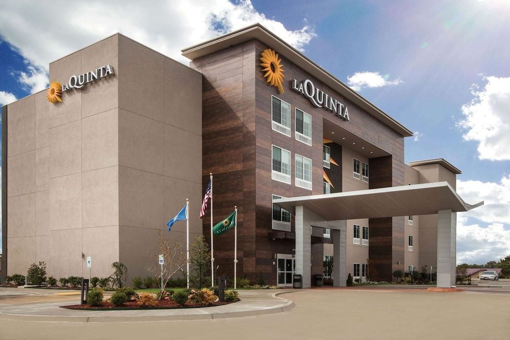 La Quinta Inn & Suites by Wyndham Owasso 3 estrelas em Owasso