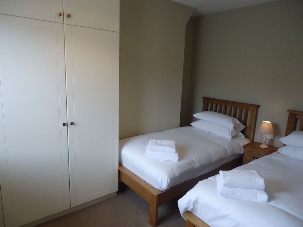 Royal Oak Hotel 3