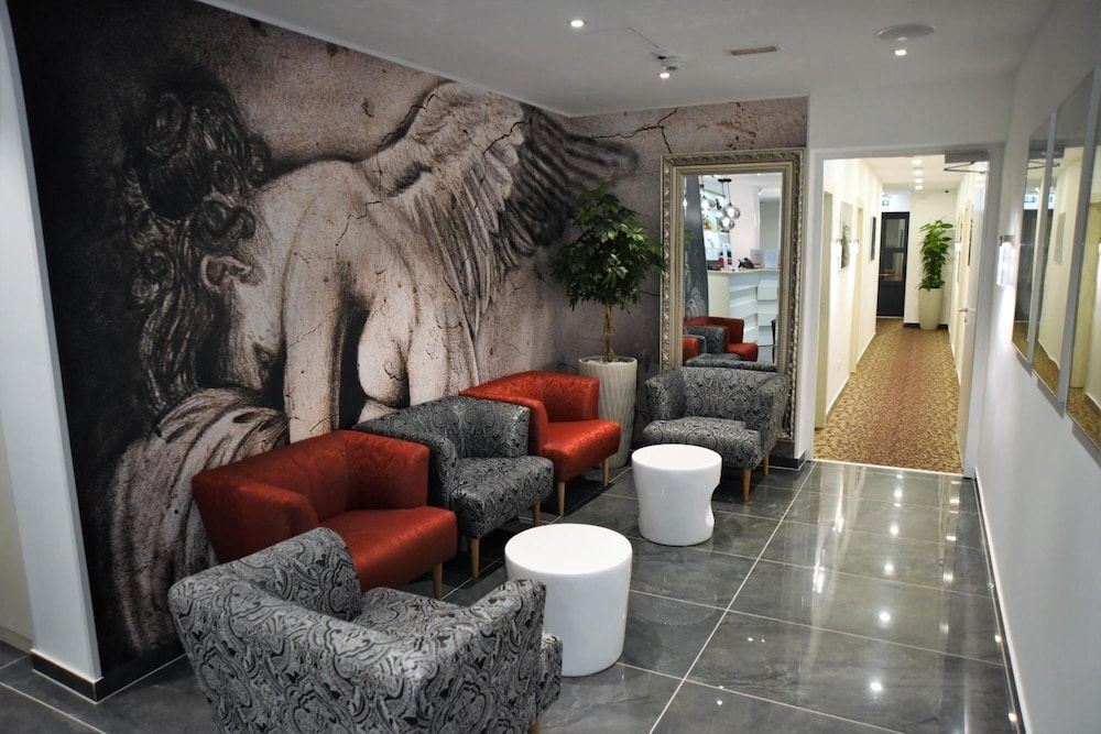 Santiny Hotel & Restaurant 3