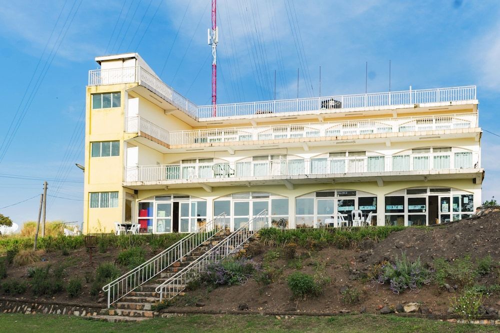 Sunrise Apartments Hotel -1 estrellas en Fort Portal