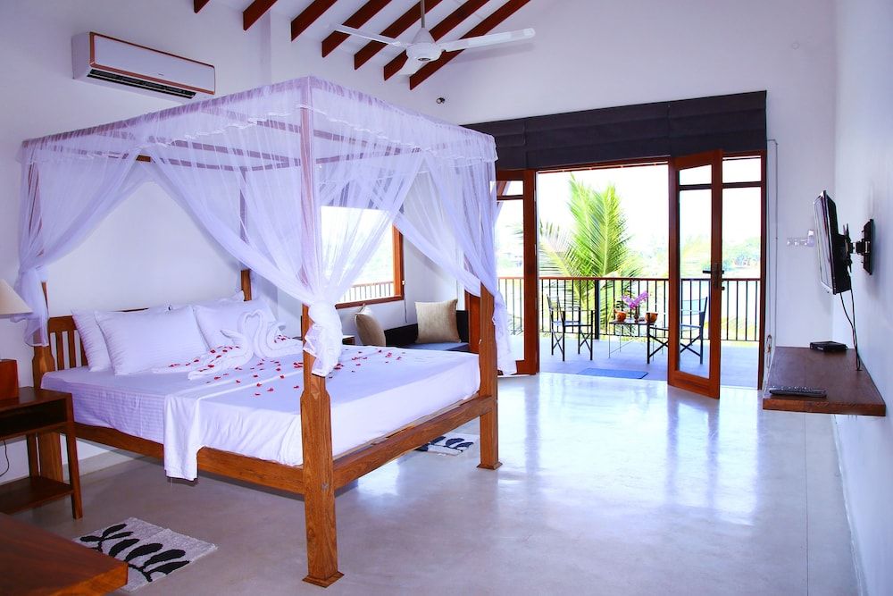 Malu Banna -1 estrellas en Aluthgama