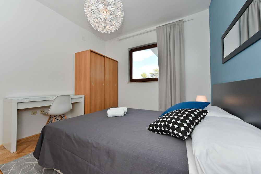 Mediterraneo Garden Apartments 3