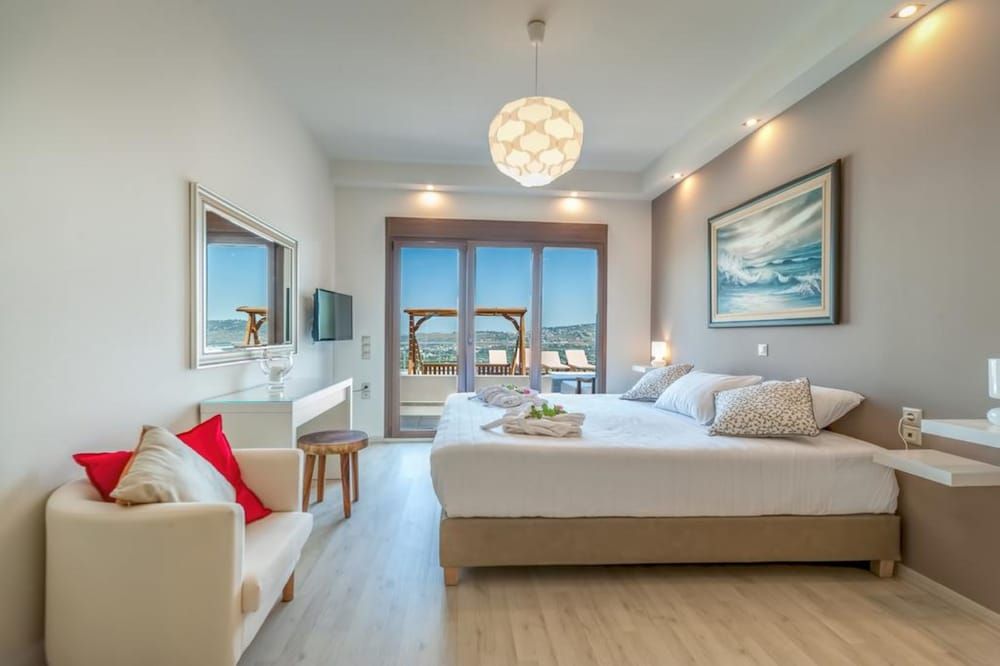 Villa Kedria with a panoramic ocean view 3