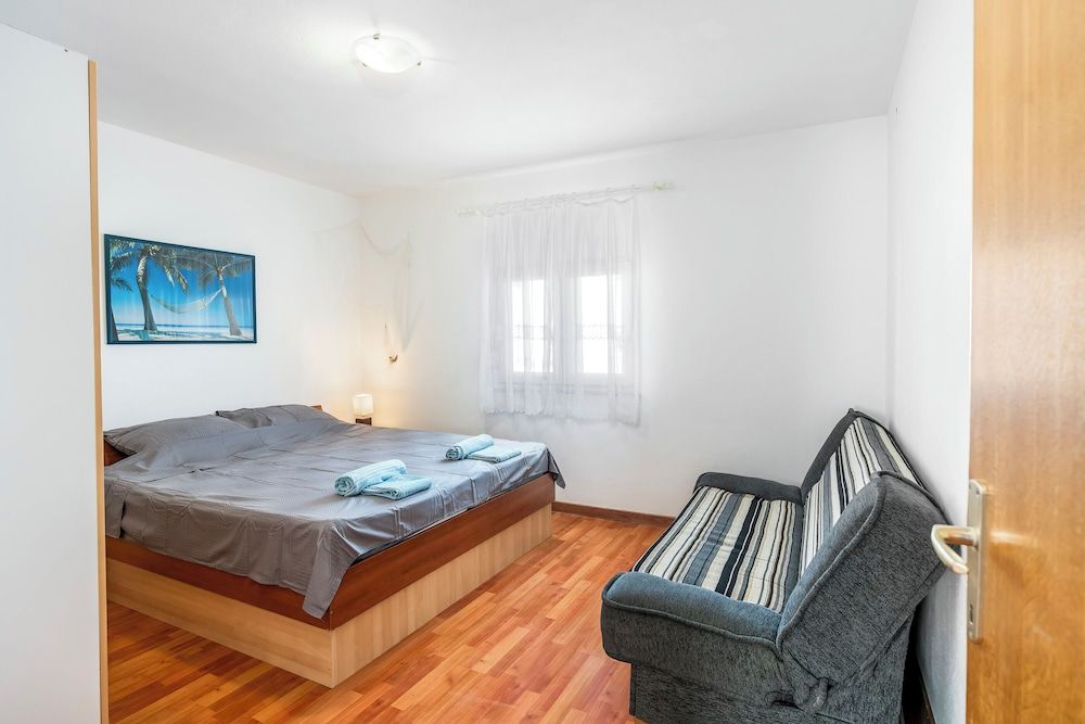 Apartment Draga 2