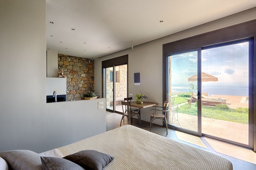 Euphoria Suites 3