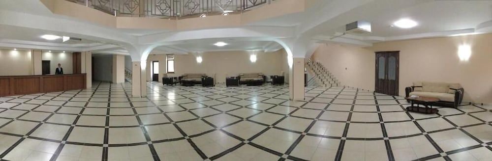 Hotel Khanaka 3