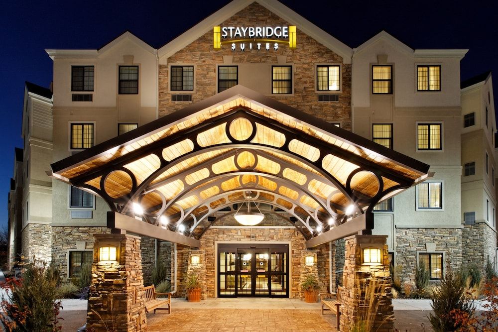 Staybridge Suites Pittsburgh-Cranberry Township by IHG -1 estrellas en Warrendale